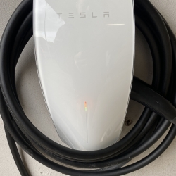 Tesla ladestander